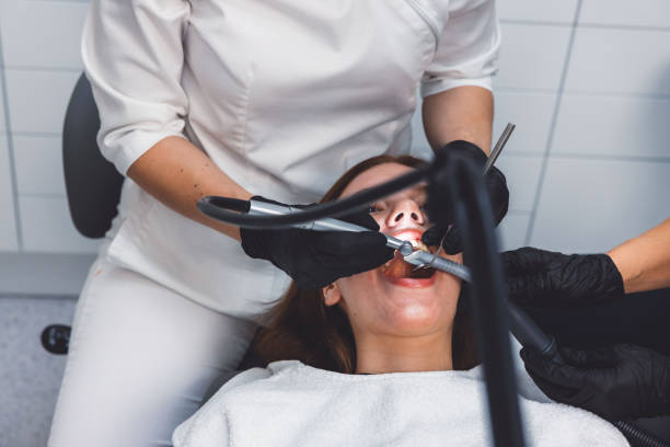 Best Orthodontic Emergency Dentist in Brownlee Park, MI
